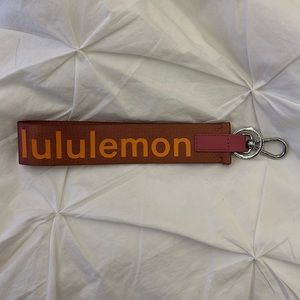Lulu Lemon 🍋 Never Lost Key Chain
